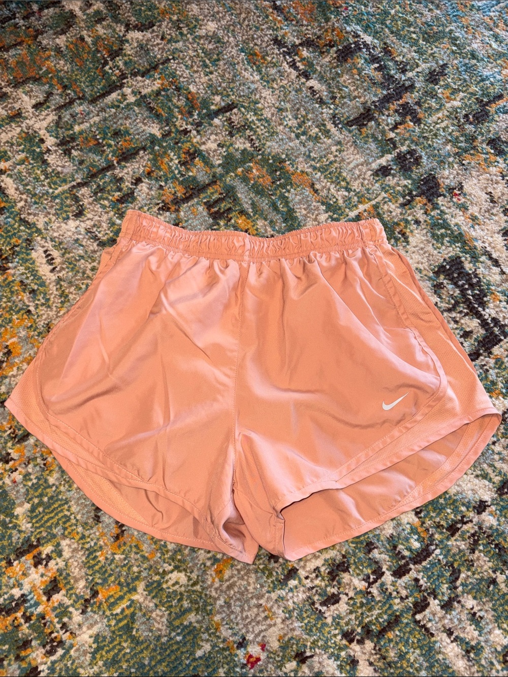 🆕Nike Tempo Mid-Rise 3” Running Shorts, Size Large